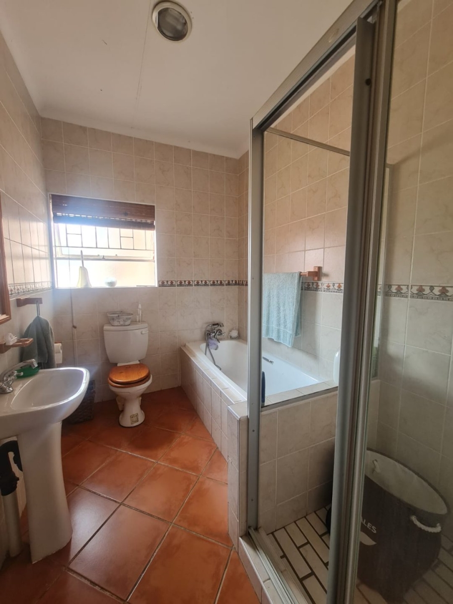 3 Bedroom Property for Sale in Vaalpark Free State